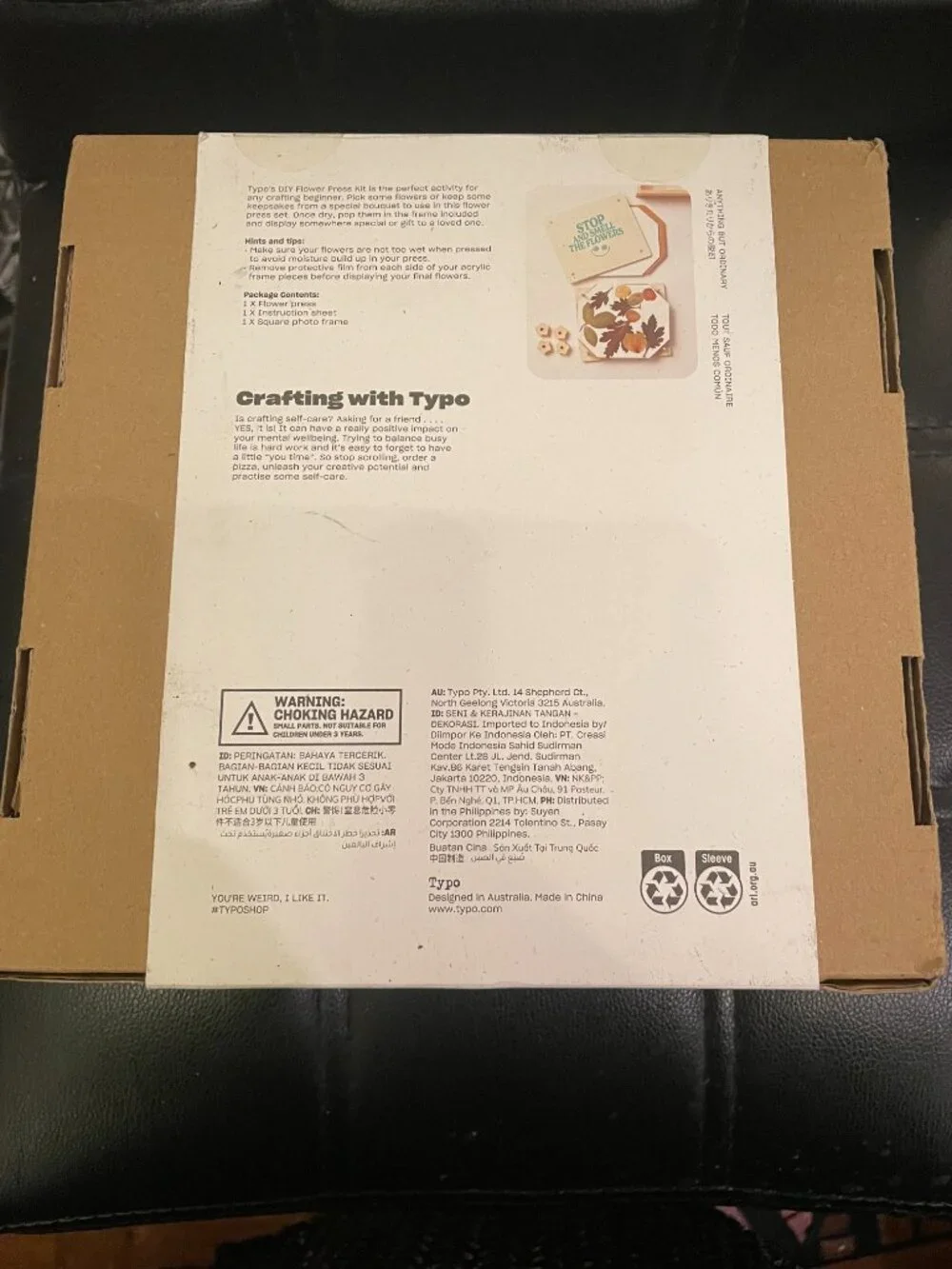Typo Flower press kit - smell the flowers-NWT
